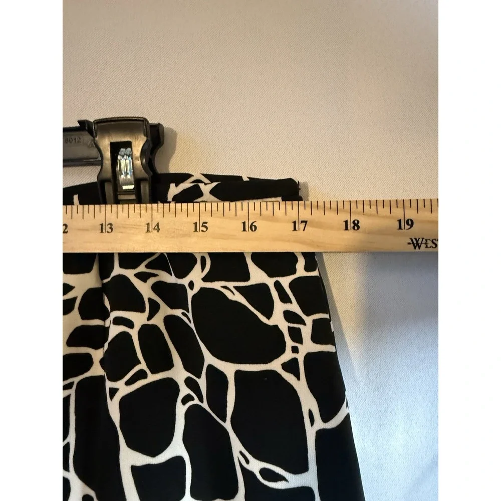 VTG Le Suit Petit Skirt Size 16 Black Cream Abstract Print A-Line Lined‎ Career